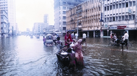 File:FloodDhaka.jpg