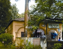 File:DhakaUniversityModhur.jpg