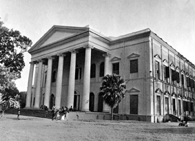 File:SearamporeMissionCollege.jpg