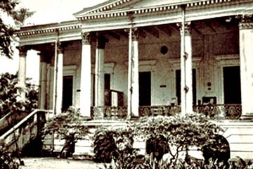 File:BethuneCollegeKolkata.jpg