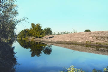File:BhitargarhFortPanchagarh.jpg