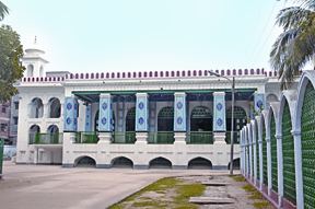 File:ImambaraHusiniDalan.jpg