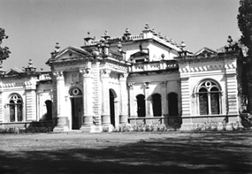 File:NatoreRajbariBaraTaraf.jpg