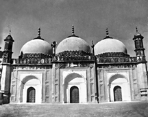 File:JhaudiyaMosqueKustia.jpg