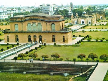 File:LalbaghFort.jpg
