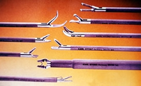 File:LaparoscopicSurgeryInstruments.jpg