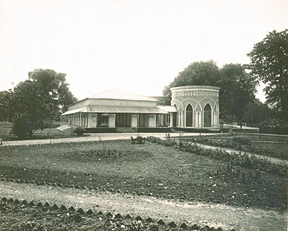 File:DhakaDarbarHouseShahbagGarden.jpg