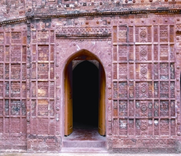 File:TerracottaArtAtiaMosque.jpg