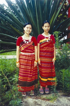 File:HajonGirl.jpg