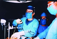 File:LaparoscopicSurgeryPerforming.jpg