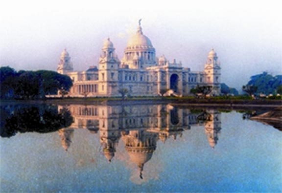 File:VictoriaMemorial.jpg