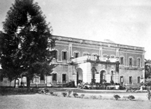 File:DilkhusaPalace.jpg