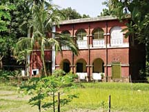 File:DinajpurBaptistMissionCharch.jpg