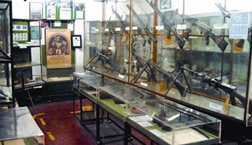 File:LiberationWarMuseum8.jpg