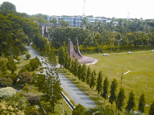 File:PatuakhaliScienceandTechnologyUniversity.jpg