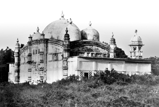 File:SarailMosque.jpg