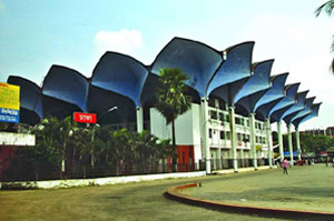 File:KamalapurRailwayStation.jpg