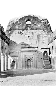File:AdinaMosqueNave.jpg