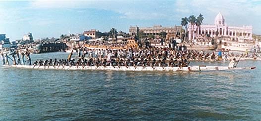 File:BoatRaceAH.jpg