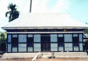 File:ArchitectureTinerGhar.jpg